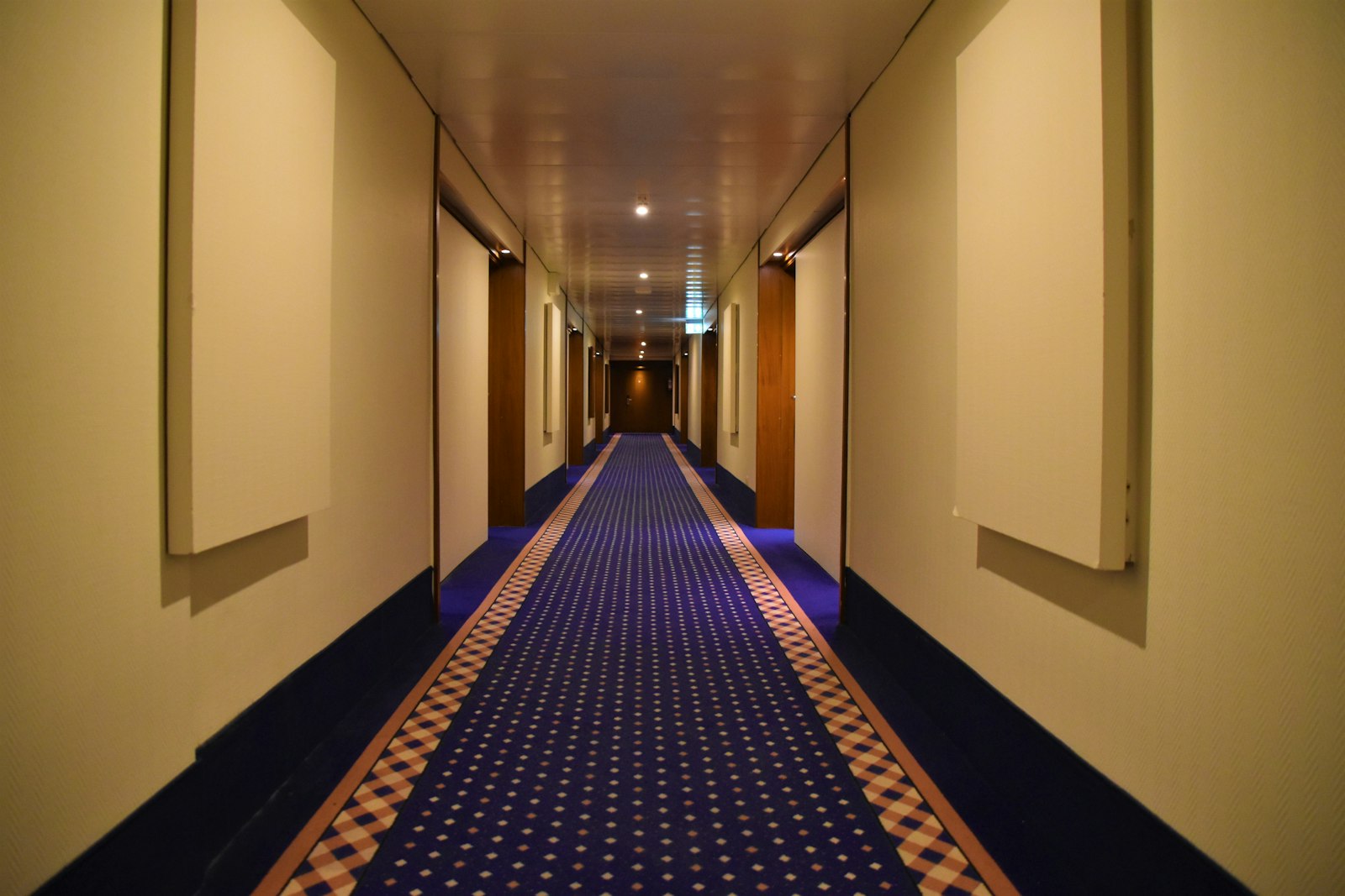 Hotel Safety Tips for Solo and First-Time Travelers