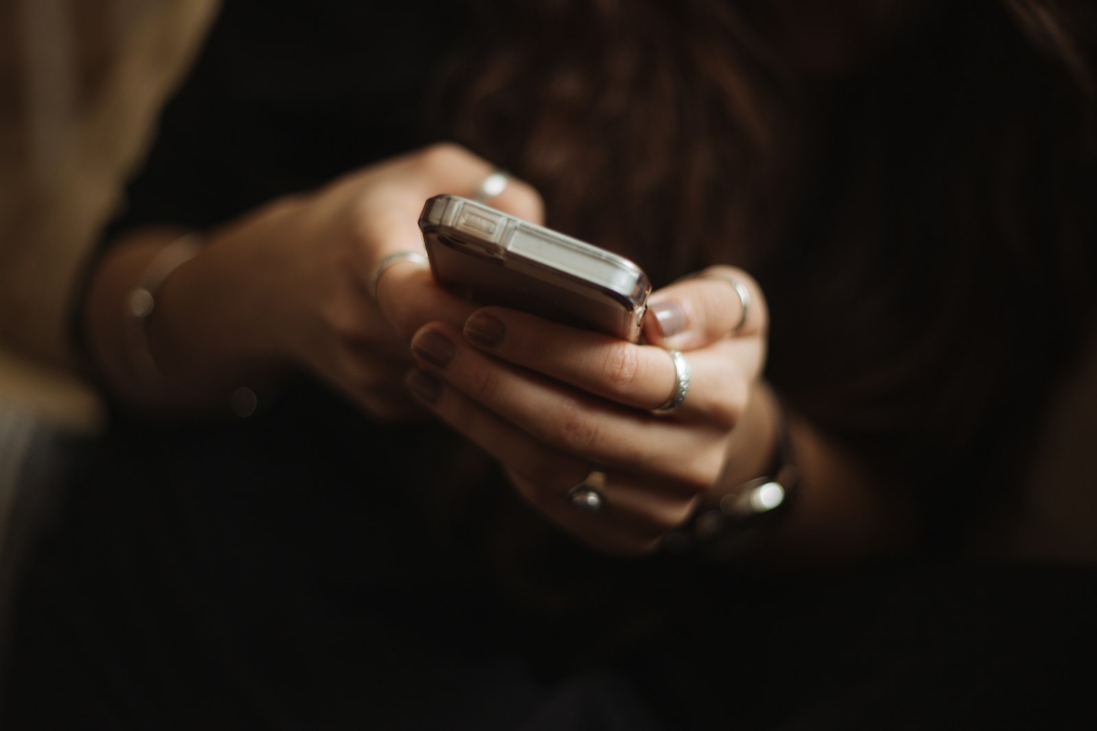 How to Read Hotel Reviews Without Getting Misled